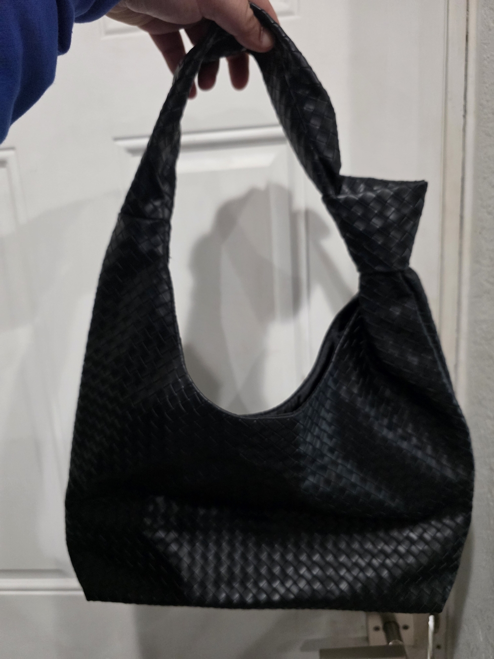 Woven Hobo Shoulder Bag - Black